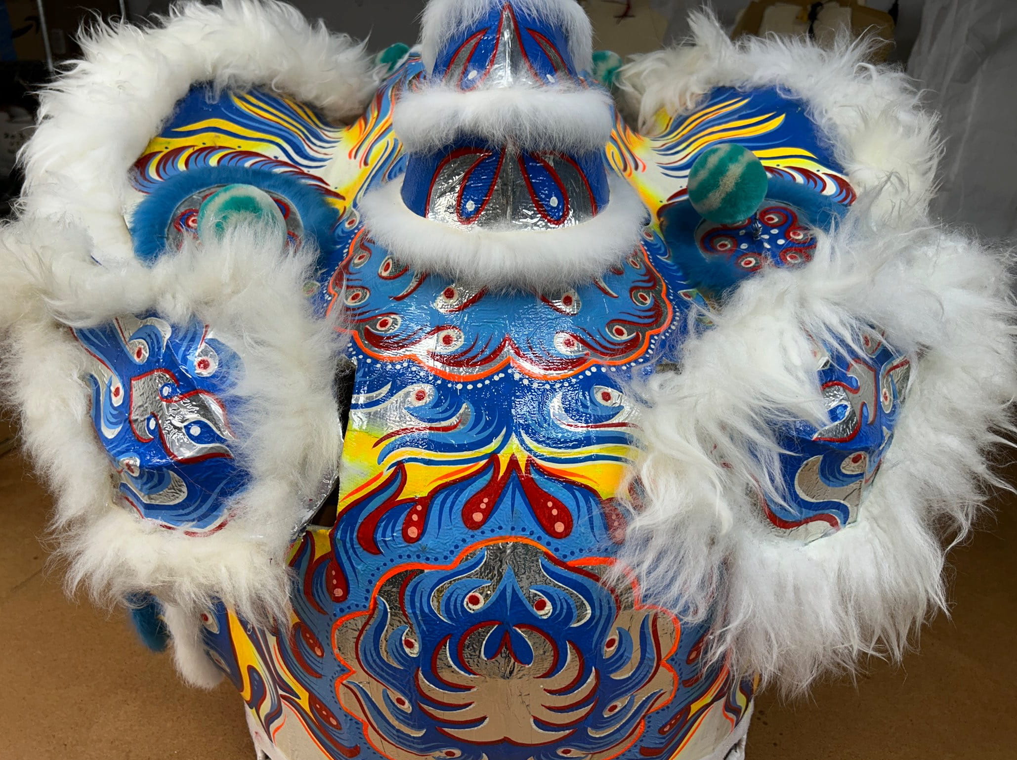 Hong Kong Style Lion Dance Head/Tail (Style SL-12AD Blue/White) - Image 5